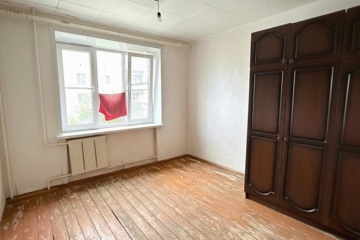 Комната, (всего 1 ком.), 18 м², 4/5 эт.