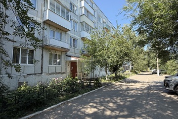 1-к квартира, 30 м², 1/5 эт.
