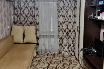 Комната, (всего 10 ком.), 15,7 м², 2/5 эт.